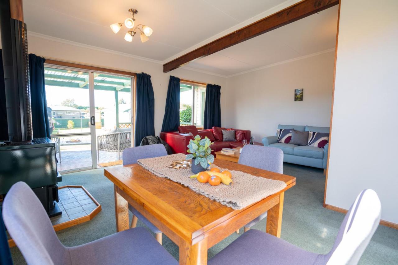 Dee'S On Bligh - Te Anau Holiday Home 외부 사진