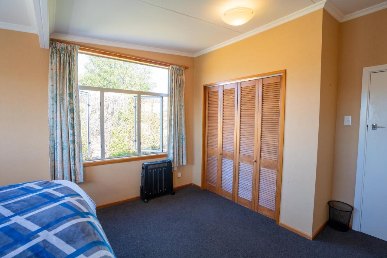 Dee'S On Bligh - Te Anau Holiday Home 외부 사진